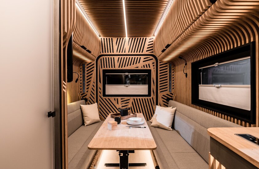 Alpine Cross Cabin Signature - Living | © ALPS ALPINE Europe GmbH