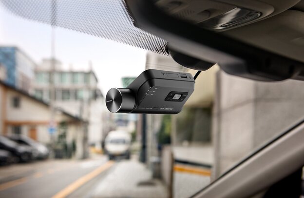 Alpine DVR-F800 Pro installed | © ALPS ALPINE Europe GmbH