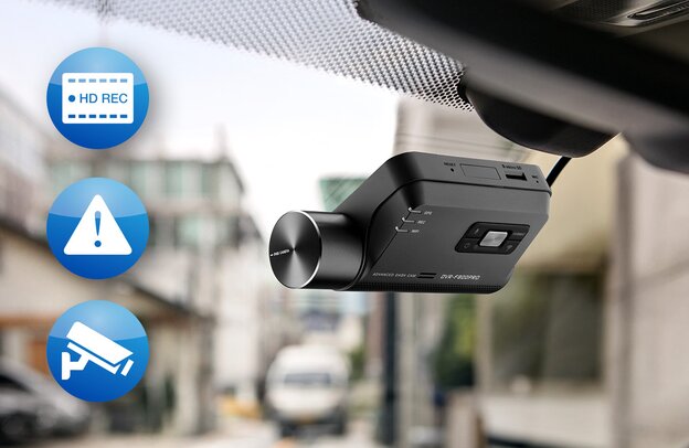 Alpine DVR-F800 Pro installed | © ALPS ALPINE Europe GmbH