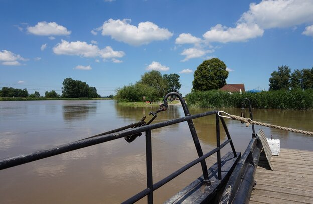 © Überfahrt mit den Pünte nach Wiltshausen © Deutsche Fehnroute