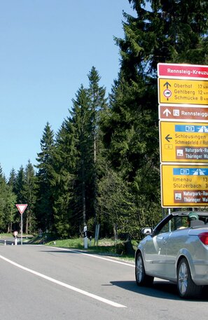 © Rennsteigkreuzung © Naturpark Thüringer Wald