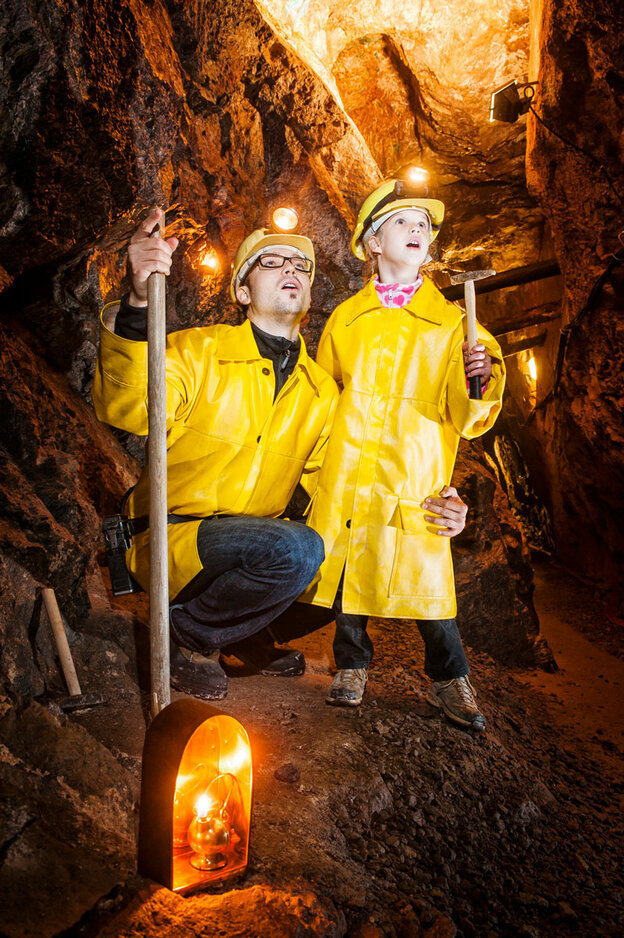© Bergbau Vater und Tochter Untertage © Tourismusverband Erzgebirge e.V., Frank Graetz