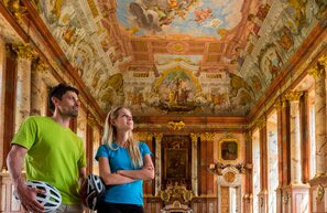 © Donauradweg Stift St. Florian © WGD Donau Oberösterreich Tourismus GmbH, Hochhauser