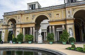 © Schloss Sanssouci Orangerie © akarb - stock.adobe.com