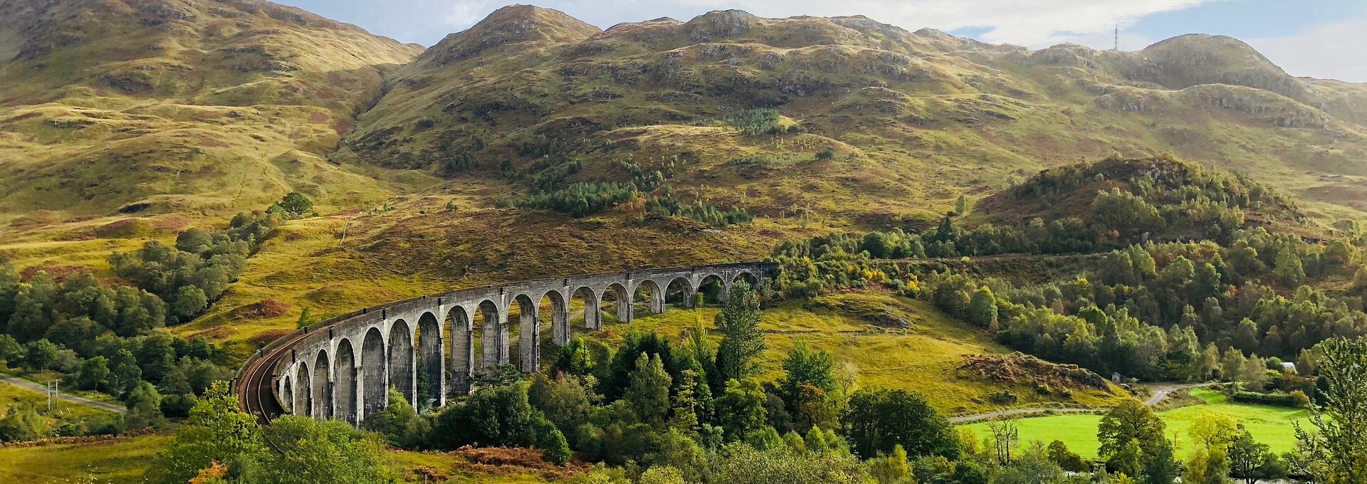 Glenfinnan Viaduct, Harry Potter filming locations Scotland | © Glenfinnan Viaduct, Photo: Pixabay - iphotoklick Glenfinnan Viaduct | © Glenfinnan Viaduct, Photo: Pixabay - iphotoklick