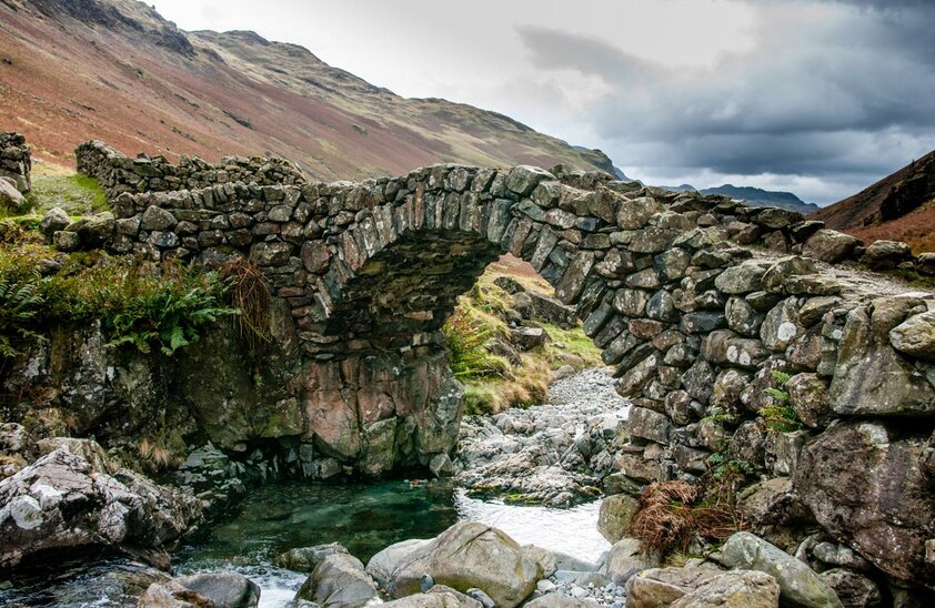 Throstle Garth packhorse bridge | © John Hodgson