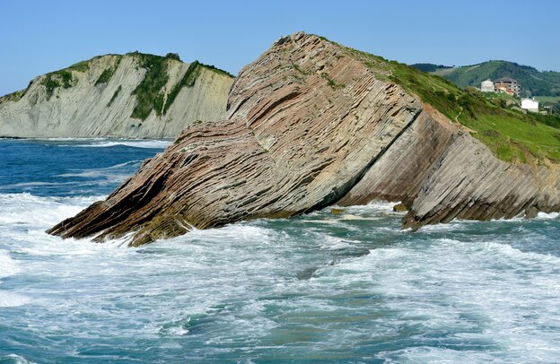 Flysch in Zumaya (Guipúzcoa) | © Flysch in Zumaya (Guipúzcoa) | CC BY-3.0-ES 2012/EJ-GV/Irekia-Gobierno Vasco/Mikel Arrazola