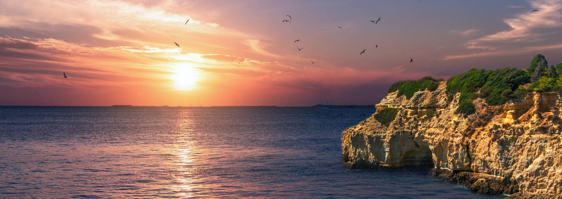 Algarve Sunset | © Algarve Sunset | defpics stock.adobe.com Algarve Sunset | © Algarve Sunset | defpics stock.adobe.com