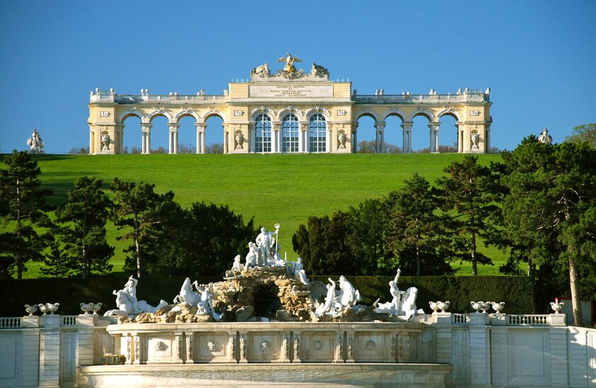 Vienna, Gloriette Schönbrunn | © Vienna, Gloriette Schönbrunn, Foto: lucazzitto - stock.adobe.com