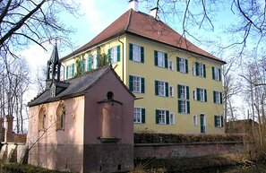 Schloss Unterwittelsbach | © Schloss Unterwittelsbach, Foto: Wikipedia, CC BY-SA 3.0