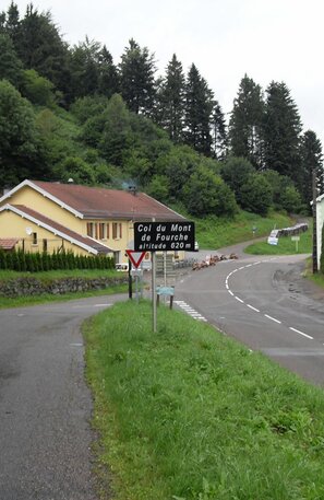Mont de Fourche - France | © Mont de Fourche - France ©Rauenstein, CC BY-SA 3.0, via Wikimedia Commons