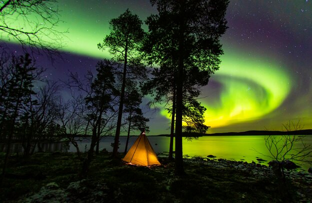Camping Finland Northern Lights, Nanguniemi Lake Inari | © Foto: Pertti Turunen / Visit Finland